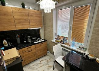 Продажа 2-комнатной квартиры, 45 м2, Керчь, улица Дмитрия Донского, 1