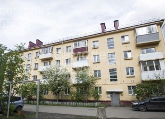 Продаю 2-комнатную квартиру, 42.6 м2, Омск, Ишимская улица, 16