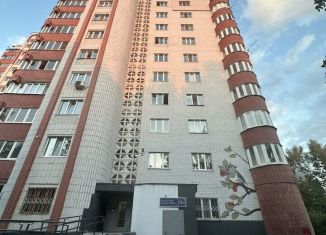 Продам трехкомнатную квартиру, 85 м2, Казань, проспект Победы, 15к1