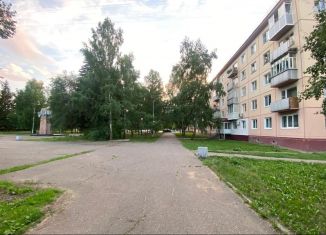 Продается двухкомнатная квартира, 41 м2, Зеленогорск, улица Гагарина, 3