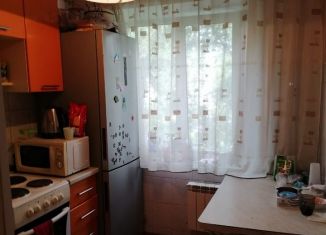 Продам трехкомнатную квартиру, 61 м2, Абакан, улица Лермонтова, 10