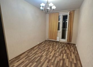 Аренда 3-комнатной квартиры, 81 м2, Москва, улица Адмирала Лазарева, 38, метро Бунинская аллея