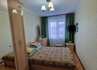 Трехкомнатная квартира на продажу, 77.8 м2, Уфа, улица Адмирала Ушакова, 60