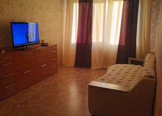 Сдам в аренду 2-ком. квартиру, 44 м2, Амурск, проспект Победы, 3