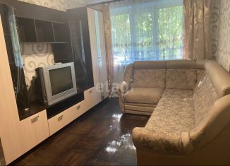 Сдача в аренду 3-ком. квартиры, 55.3 м2, Кириши, улица Энергетиков, 22