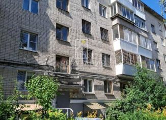 Продается трехкомнатная квартира, 58.1 м2, Екатеринбург, улица Бажова, 55