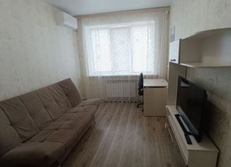 Сдаю в аренду 2-ком. квартиру, 45 м2, Саратов, Хрустальная улица, 55Г, ЖК Риолит