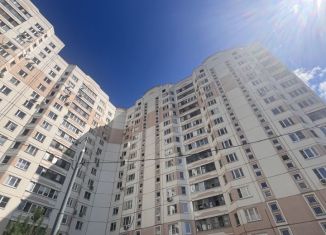 Продается 2-комнатная квартира, 60.3 м2, Московская область, Новозаводская улица, 12