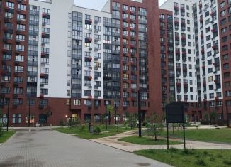 Продам 2-ком. квартиру, 57 м2, поселение Сосенское, улица Эдварда Грига, 18к4