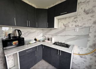 Сдаю в аренду двухкомнатную квартиру, 52 м2, Кстово, Парковая улица, 7А