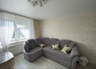 Сдается трехкомнатная квартира, 65 м2, Тюмень, улица Михаила Сперанского, 19, Восточный округ