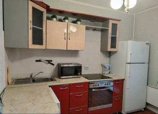 Сдам 1-комнатную квартиру, 34 м2, Лобня, Спортивная улица, 7к3