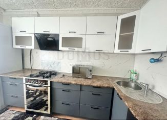 Сдается в аренду трехкомнатная квартира, 64 м2, Верхняя Пышма, Успенский проспект, 58А