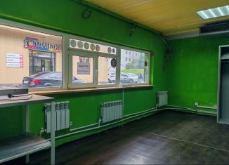 Сдаю в аренду торговую площадь, 16.8 м2, Йошкар-Ола, Красноармейская улица, 43А