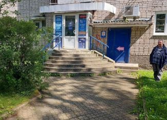 Сдам помещение свободного назначения, 70 м2, Псков, улица Труда, 39