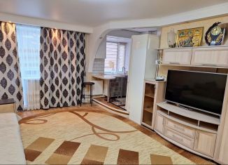 Аренда 2-ком. квартиры, 45 м2, Елабуга, улица Матросова, 3