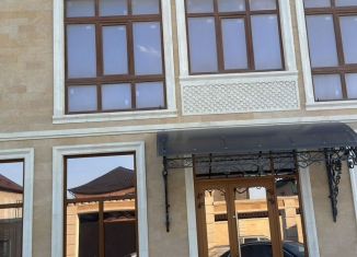 Сдам в аренду торговую площадь, 150 м2, Махачкала, улица Асхабова, 74, Ленинский внутригородской район