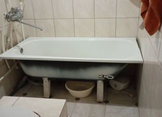 Сдаю 3-ком. квартиру, 68 м2, Грозный, бульвар Султана Дудаева, 11, 1-й микрорайон