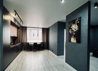 Сдам в аренду трехкомнатную квартиру, 70 м2, Ярославль, Силикатное шоссе, 17А