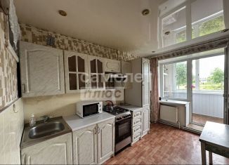 Продам 3-комнатную квартиру, 59.7 м2, Владимирская область, Октябрьская улица, 21