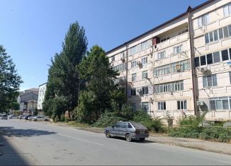 Продаю трехкомнатную квартиру, 73.5 м2, Избербаш, улица Г. Гамидова, 85