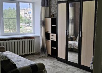 2-комнатная квартира в аренду, 42 м2, Яровое, квартал Б, 18