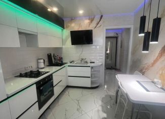 Сдается в аренду 1-ком. квартира, 40 м2, Йошкар-Ола, улица Панфилова, 33Б