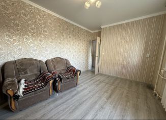 Продается 2-ком. квартира, 42 м2, Азнакаево, улица Пушкина, 7
