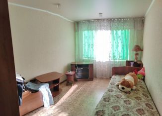 Продается 3-комнатная квартира, 67 м2, Копейск, улица Петра Томилова, 14
