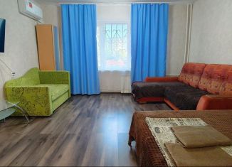 Сдаю в аренду однокомнатную квартиру, 37 м2, Хабаровск, улица Блюхера, 1А