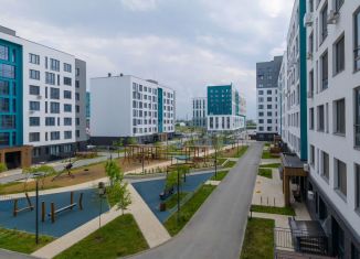 Трехкомнатная квартира на продажу, 90 м2, Тюмень, улица Павла Никольского, 12, ЖК Акватория