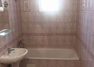 Сдается в аренду квартира студия, 30 м2, посёлок городского типа Яблоновский, улица Гагарина, 157к3