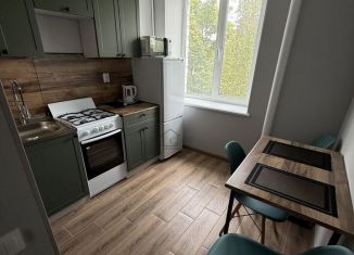 Сдам в аренду 1-ком. квартиру, 33 м2, Москва, улица Академика Скрябина, 28к1, ЮВАО