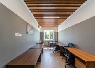 Сдается офис, 10 м2, Элиста, Республиканская улица, 41