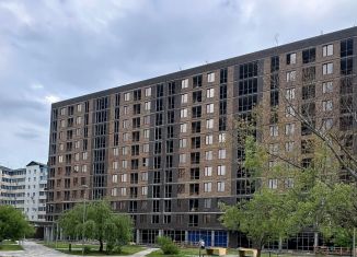 Продаю однокомнатную квартиру, 40 м2, Грозный, улица А.А. Айдамирова, 133Б, микрорайон Ипподромный