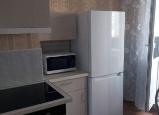 Сдам 1-ком. квартиру, 34 м2, Мурино, улица Шувалова, 12
