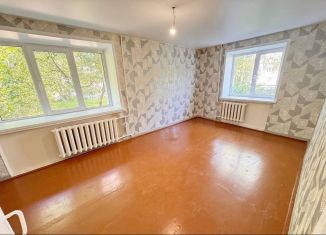 Продаю 1-ком. квартиру, 31.6 м2, Кольчугино, улица Дружбы, 18