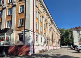 Продажа 3-комнатной квартиры, 63 м2, Мурманск, улица Володарского, 13, Октябрьский округ