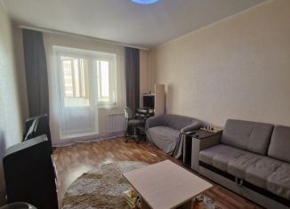 Продаю 2-ком. квартиру, 58.4 м2, Курск, проспект Анатолия Дериглазова, 53