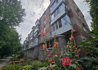 Продается 2-ком. квартира, 42.6 м2, Таганрог, улица Пальмиро Тольятти, 8
