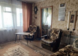 Продаю трехкомнатную квартиру, 53.8 м2, Алексин, улица Юности, 3