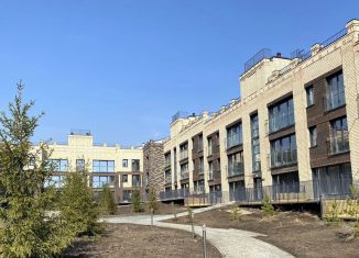 Продаю 2-комнатную квартиру, 43.1 м2, посёлок Западный, Спортивная улица, 20