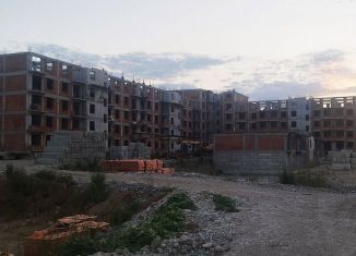 Продажа 2-ком. квартиры, 55.2 м2, Нальчик, улица Тарчокова, 127Б