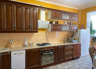 Продаю 4-комнатную квартиру, 124.3 м2, Сестрорецк, улица Всеволода Боброва, 33