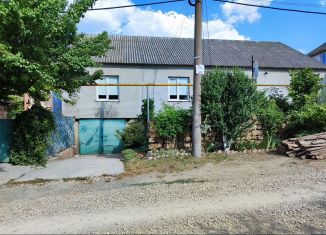 Продам дом, 188.4 м2, Крым, улица Чамлы, 4