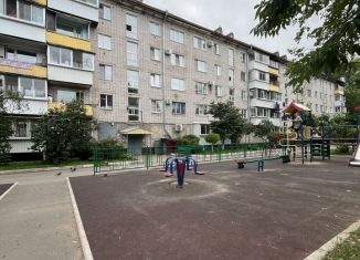 Продам 3-ком. квартиру, 62 м2, Биробиджан, Пионерская улица, 39