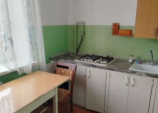 Сдам 2-ком. квартиру, 42 м2, Ревда, улица Кирзавод