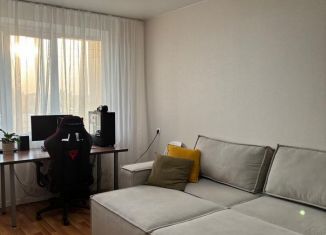 Продается 1-ком. квартира, 40 м2, Елабуга, улица Автомобилистов, 4