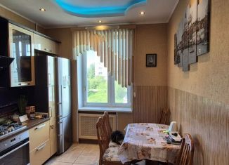 Продается двухкомнатная квартира, 49 м2, Мурманск, улица Профессора Сомова, 5