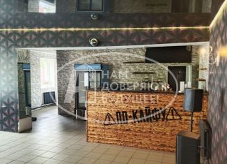 Продается помещение свободного назначения, 201 м2, Глазов, улица Ленина, 2а